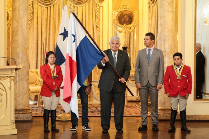 Rumbo al Mundial de Va’a: Panamá rema con fuerza