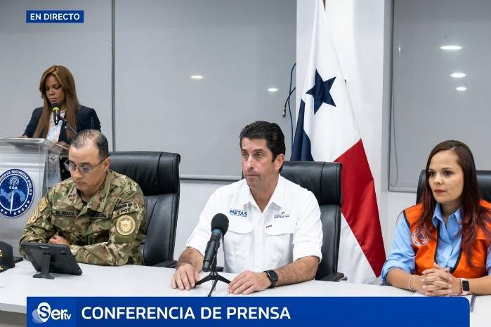 Las instituciones del estado se mantienen en constante monitoreo tras el sismo del 9 de octubre.
