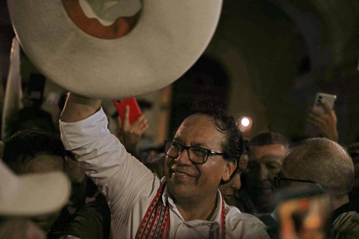 Roberto Sánchez basó su campaña en la justicia social, el fortalecimiento de los servicios públicos y una mayor presencia estatal en las regiones.