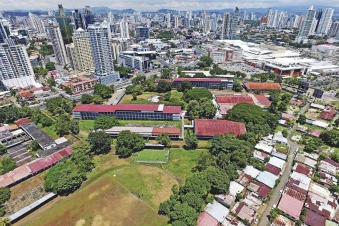 La justicia ordenó retroceder el polémico cambio de uso de suelo en San Francisco tras verificar que la consulta pública se realizó sin las garantías mínimas de debido proceso ni participación ciudadana efectiva.