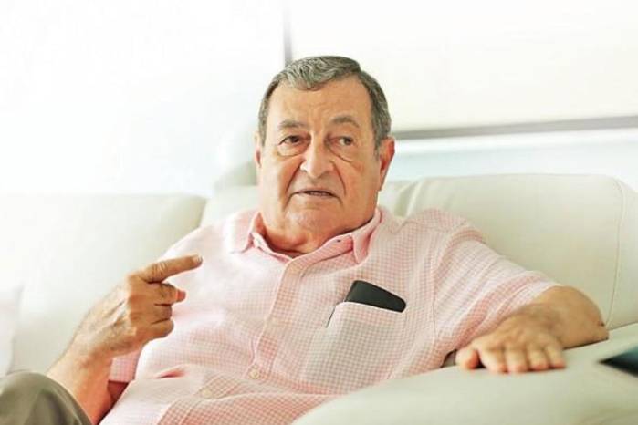 El Dr. Omar Jaén Suárez es un panameño de alto nivel académico y diplomático.