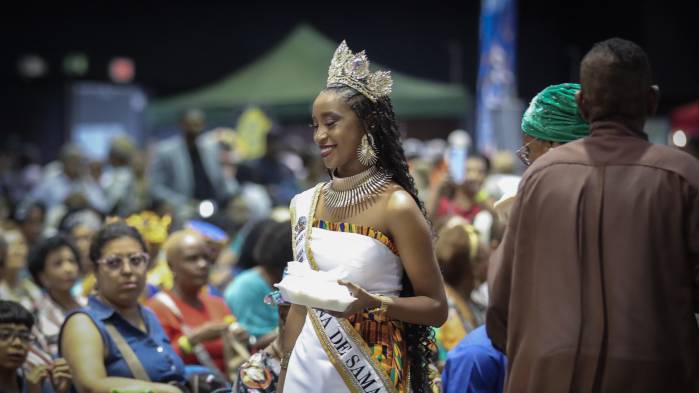 El diseñador Alex Adames presentó una pasarela durante la feria rindiendo honor a esta cultura.