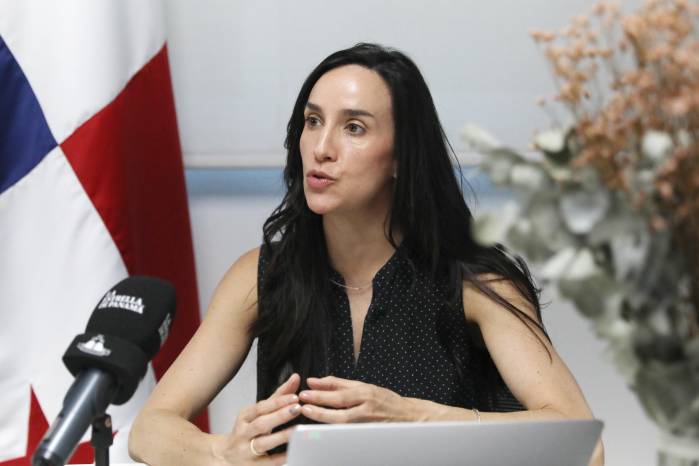 Maria Fernanda Mendoza, coordinadora general del programa de saneamiento de la bahia.