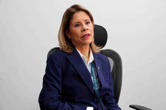 La fiscal superior Janeth Rovetto habló sobre la sentencia histórica.