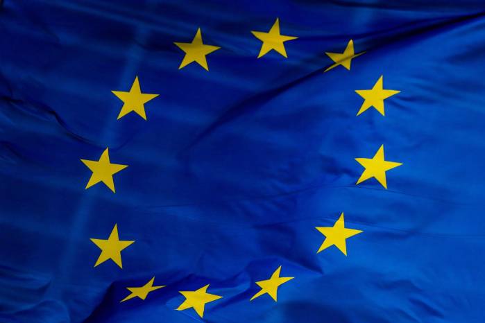 Imagen de una bandera de la Unión Europea (UE).