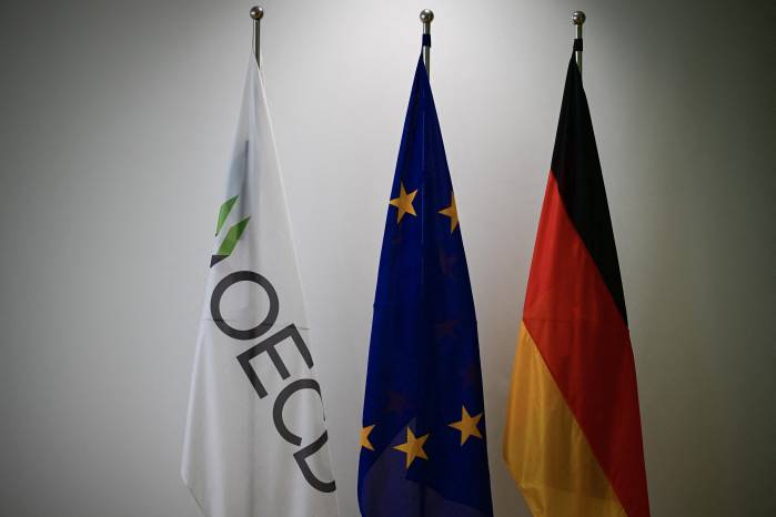 Estados Unidos registra una mejora de 0,2 puntos en su previsión de crecimiento para 2025 y 2026, al 2% y al 1,7% respectivamente.