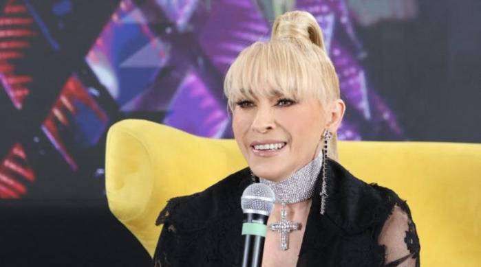 La cantante mexicana Yuri se presentará hoy en concierto a las 8:00 p.m. en Teatro Anayansí.