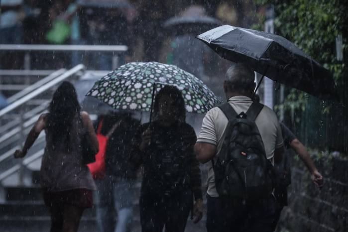 Las lluvias en el país continuarán a lo largo de la semana.