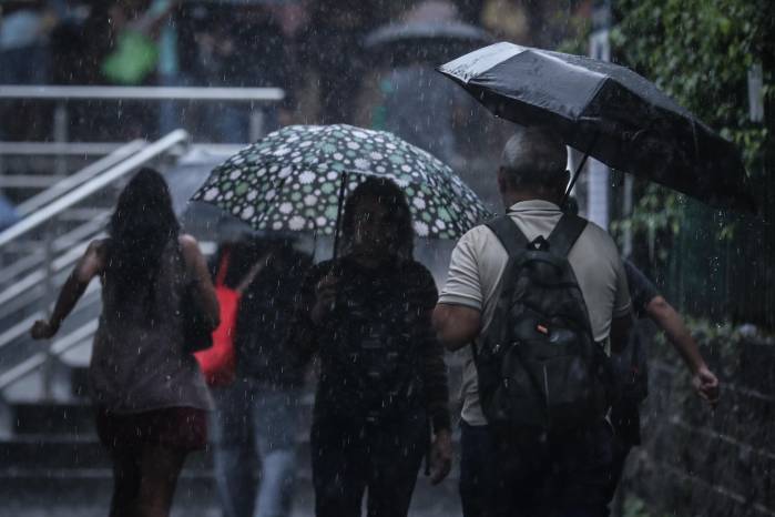 Panamá mantiene la vigilancia preventiva en las costas y áreas montañosas por causa del sistema de baja presión.