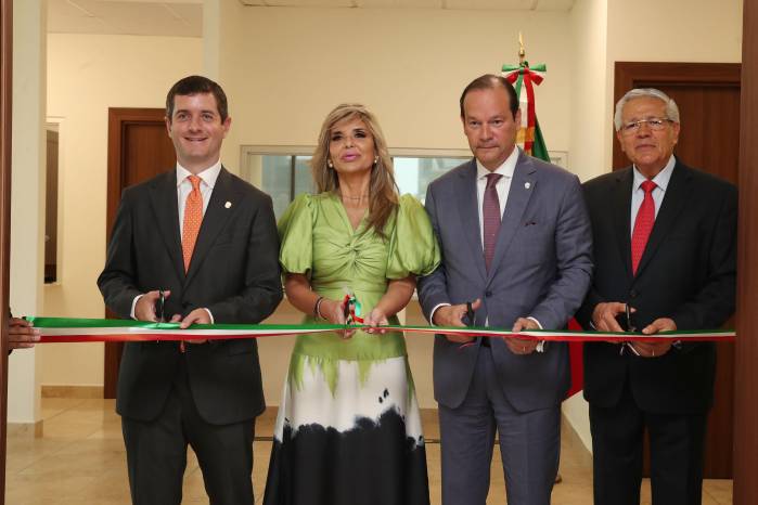 Autoridades panameñas y mexicanas, durante el corte de cinta de la Sección Consular, en un acto que marcó una nueva etapa de cooperación bilateral.