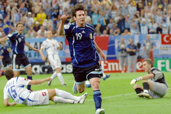 Lionel Messi durante la Copa Mundial de la FIFA Alemania 2006.