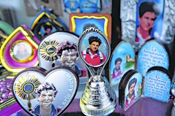 Carlo Acutis, el primer santo milenial del mundo, falleció en 2006 a los 15 años.