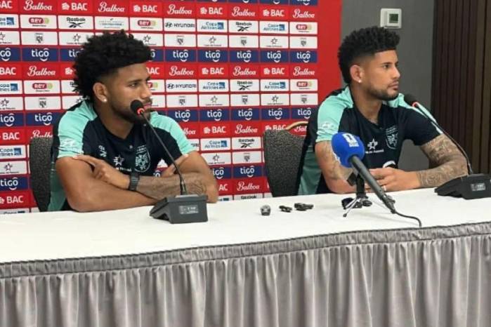 Durante la conferencia, Carlos Harvey respondió a La Estrella de Panamá sobre el complicado inicio de temporada que tuvo que superar antes de llegar a la cita mundialista.