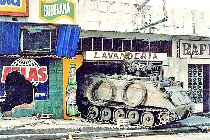 Un M113 estadounidense en Panamá.