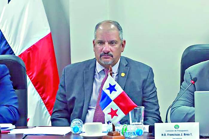 Presidente de la Asamblea desiste de su propuesta de aumento de dieta