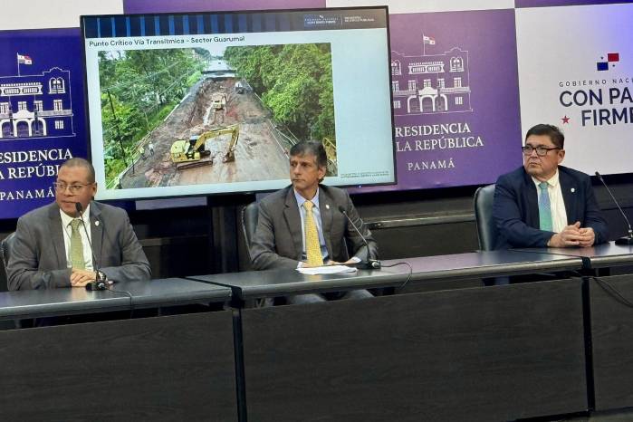 El Consejo de Gabinete aprobó el proyecto de reparación del hundimiento en la vía Transístmica y dragados en ríos de Los Santos.