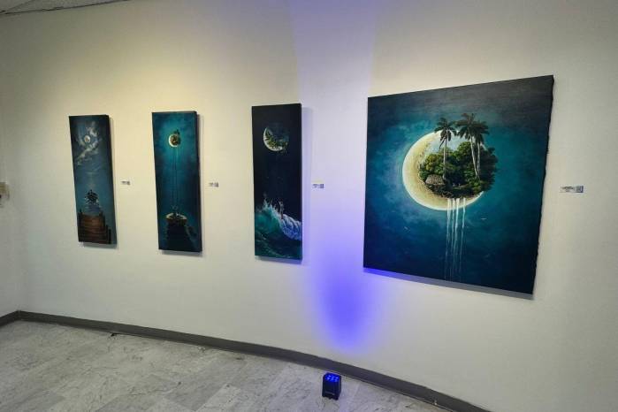 Algunas de las 24 obras de arte que se pueden apreciar por parte del público.