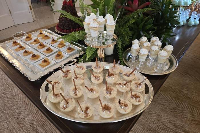 Los postres no podían faltar en el banquete.