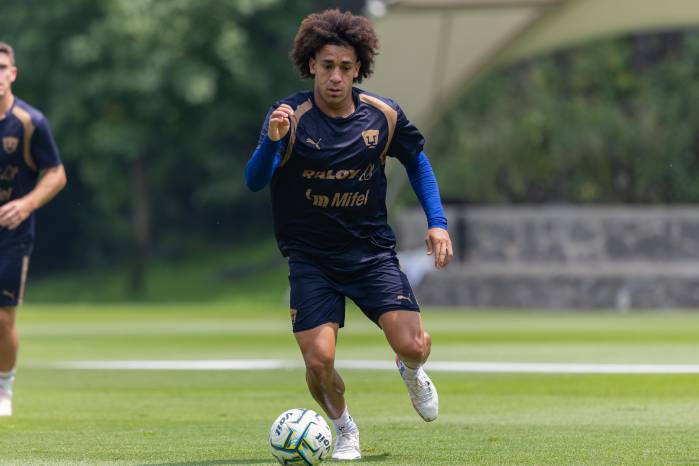 El futbolista panameño, Adalberto Carrasquilla.