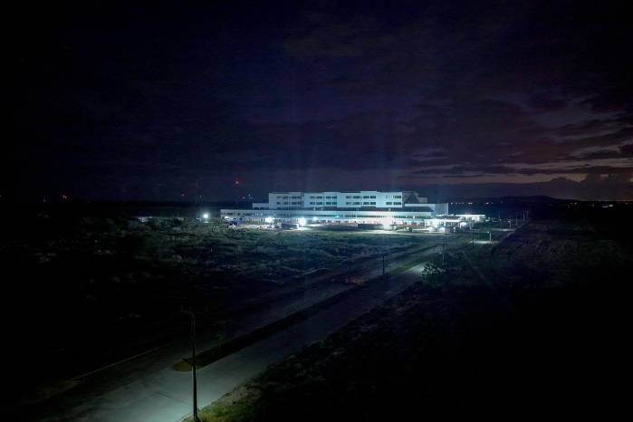 La Naturgy impulsa mejoras en infraestructura eléctrica con alumbrado moderno.