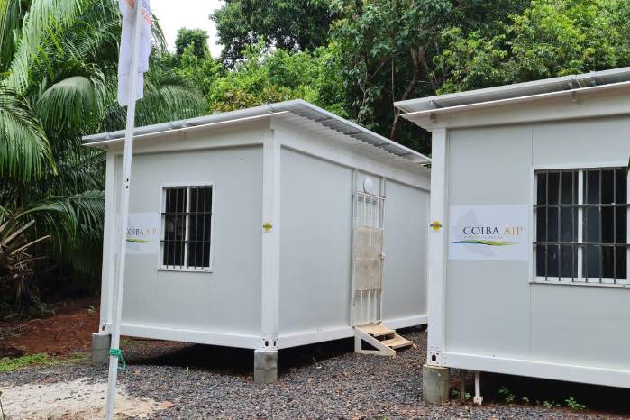 A par­tir de su ini­cio, la Esta­ción Cien­tí­fica Coiba AIP ha creado el pri­mer labo­ra­to­rio insu­lar de ocea­no­gra­fía y eco­lo­gía marina de Cen­troa­mé­rica.