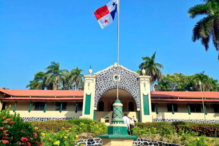 El proyecto se construirá en terrenos traspasados por el Instituto Nacional de Agricultura al Ministerio de Gobierno.