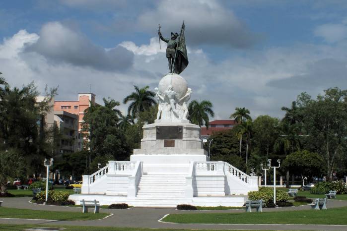 El monumento a Vasco Núñez de Balboa forma parte de la estampa de la ciudad capital.