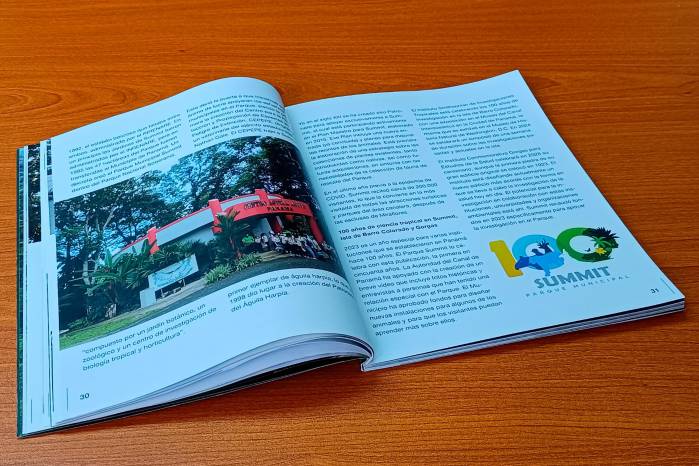 En la publicación se detacan tres colaboradores.