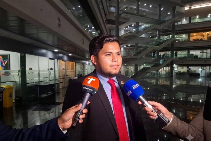 El diputado Miguel Campo.