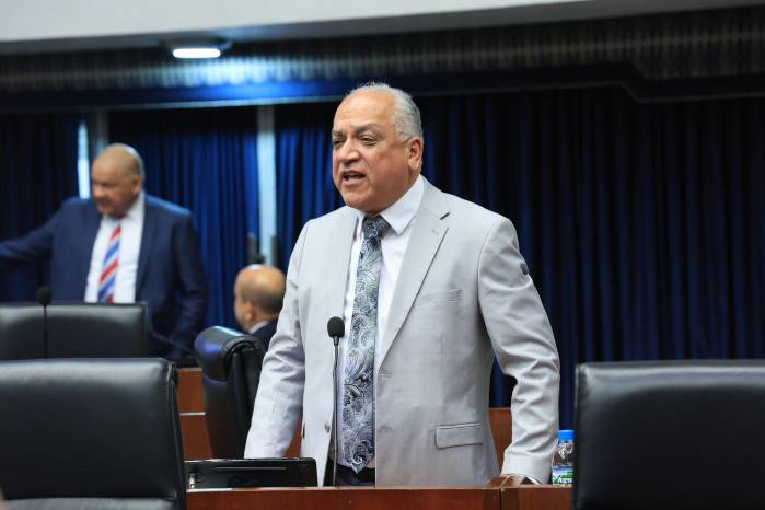 Comisión de Gobierno niega iniciativa de Camacho sobre castigos penales a funcionarios judiciales