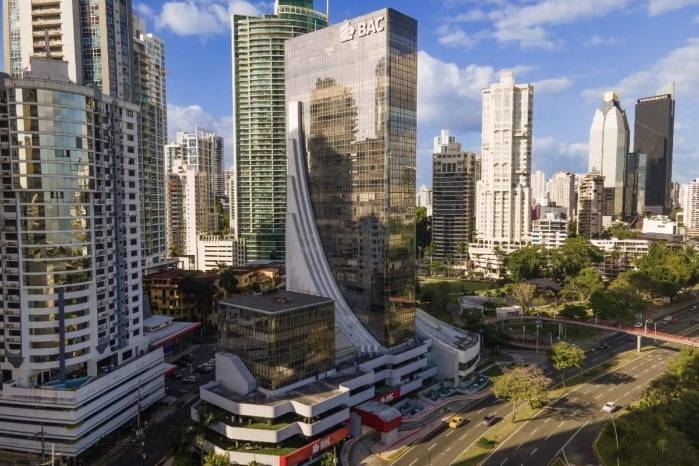 El banco compró millones de dólares en créditos fiscales presuntamente ilegítimos.
