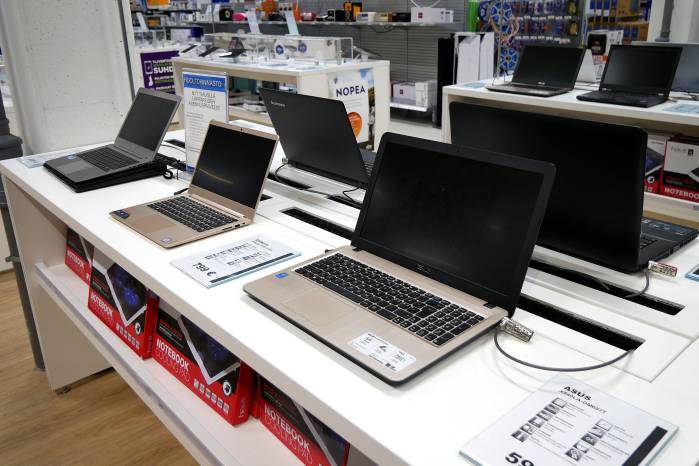 Imagen ilustrativa de computadoras portátiles.