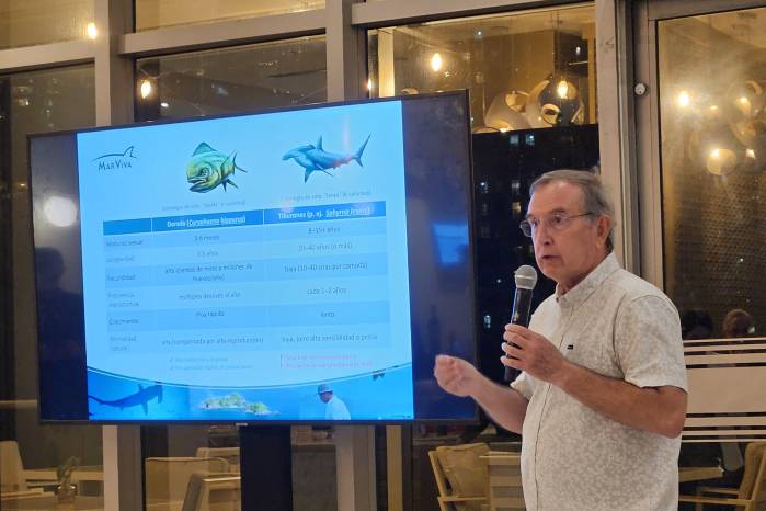 Juan Posada, gerente de Ciencia de MarViva.