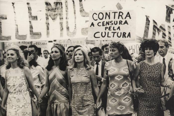 La cinta está basada en la época de dictadura en Brasil de 1964 a 1985.
