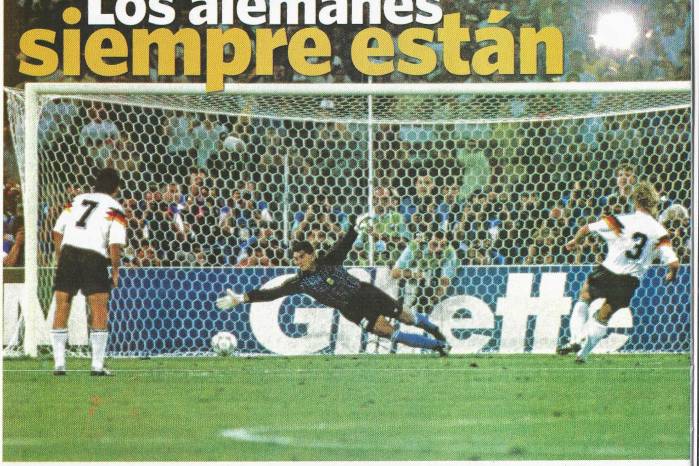 Andreas Brehme anota de penal a los 85’ para darle la victoria a Alemania Occidental 1-0 sobre Argentina. El tercer título germano.