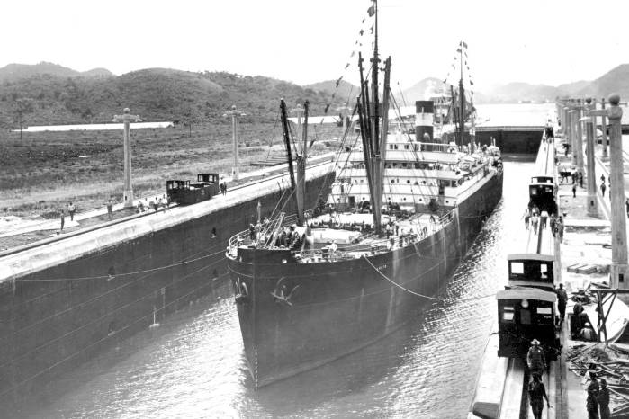 La soberanía, lejos de haberse agotado en 1999, comenzó a ejercerse de manera concreta desde ese momento.