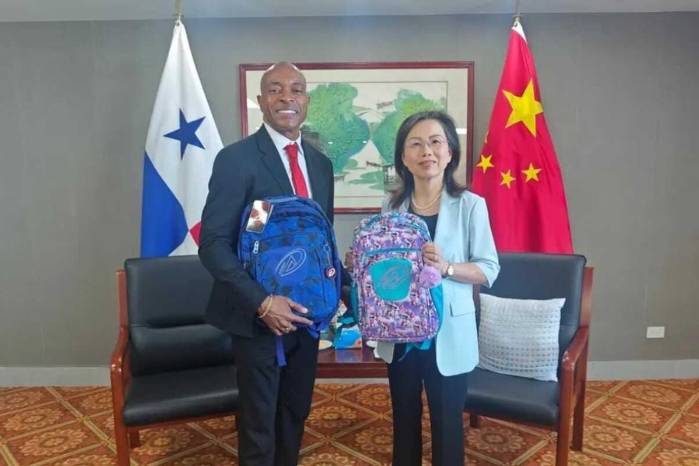 Esta sería la segunda vez que en la que Cabrera y Salazar intercambian comentarios en las redes sociales.