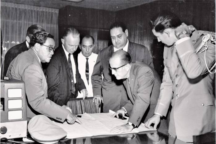 Su decisión de cortar relaciones con Washington abrió el camino hacia la revisión de los tratados.