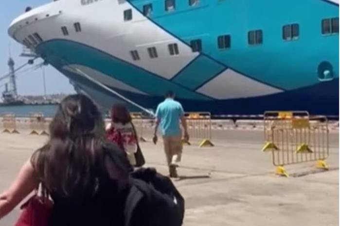 Se espera que los panameños lleguen al puerto de Limassol, en Chipre, y de allí tomen un vuelo de retorno a tierras panameñas.
