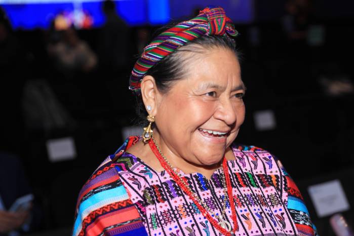 Rigoberta Menchú se mostró contenta por tener la posibilidad de estar presente en Panamá.