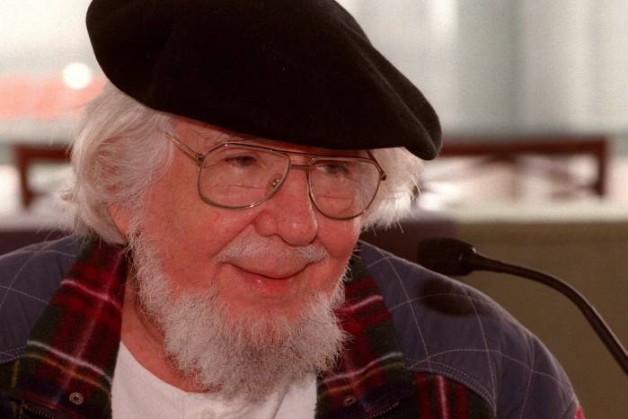 El festival literario Centroamérica Cuenta regresa a Madrid por quinta vez y lo hace con un homenaje especial al poeta y sacerdote nicaragüense Ernesto Cardenal.