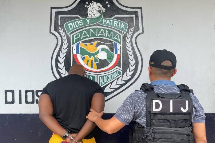 Policía reporta 164 detenciones, 829 infracciones y 101 accidentes de tránsito en un día.