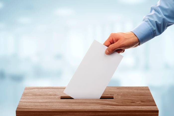 Las reformas electorales podrían elevar de 45 mil a cerca de 69 mil las firmas necesarias para crear un partido político en Panamá.