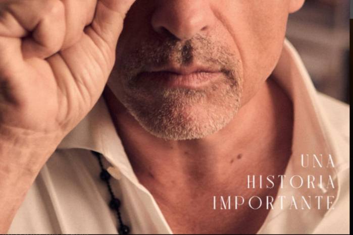 El disco hace un resumen de los éxitos actuales y pasados de Eros Ramazzotti.