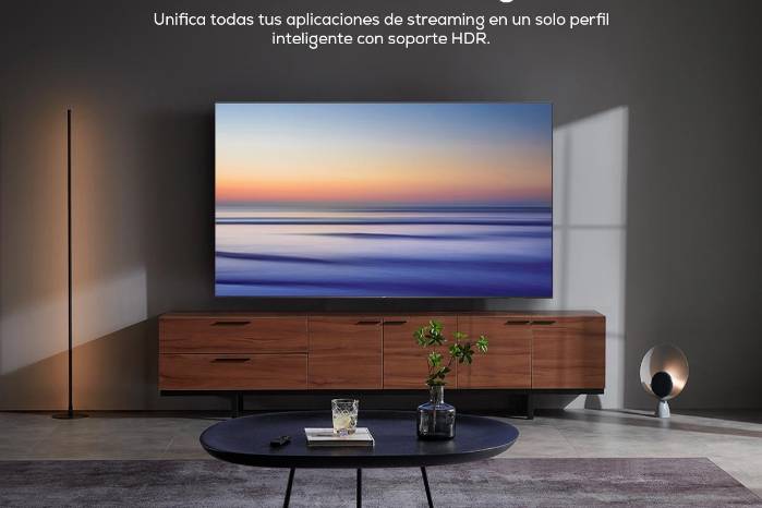 En los televisores TCL de este modelo también se puede disfrutar de la amplia oferta audiovisual que ofrecen aplicaciones como Google TV.