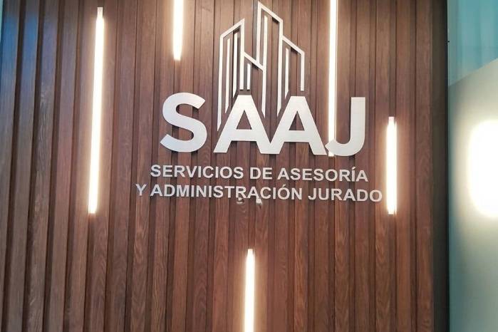 Logo de la empresa Servicios de Asesoría y Administración Jurado.