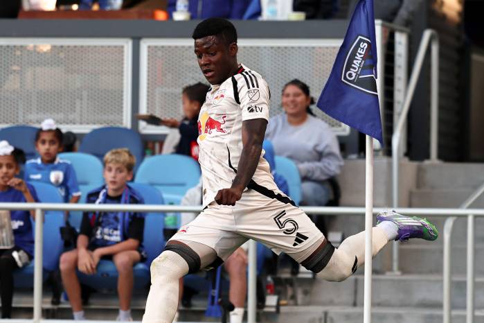 El lateral izquierdo panameño, Omar Valencia.