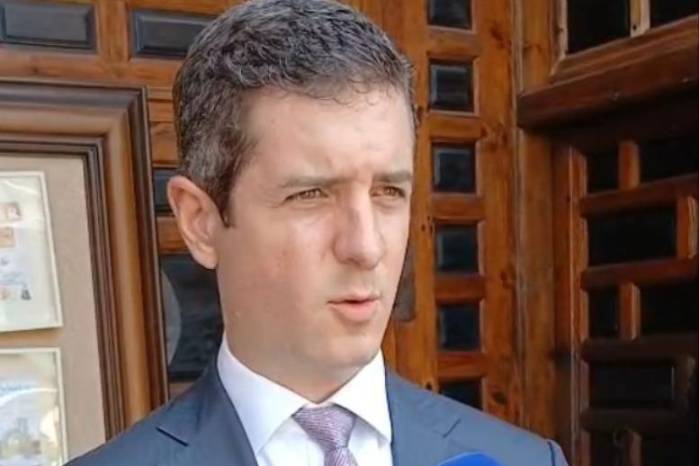 Hoyos aclaró que él solo había visto la ‘farsa’ que hizo conjuntamente con el expresidente de Ecuador Rafael Correa.