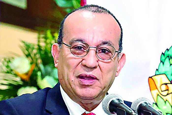 En 2026, Eduardo Flores culmina su segundo periodo como rector de la Universidad de Panamá.