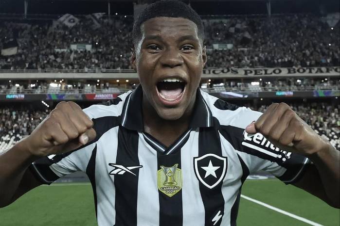 El jugador panameño del Botafogo, Kadir Barría
